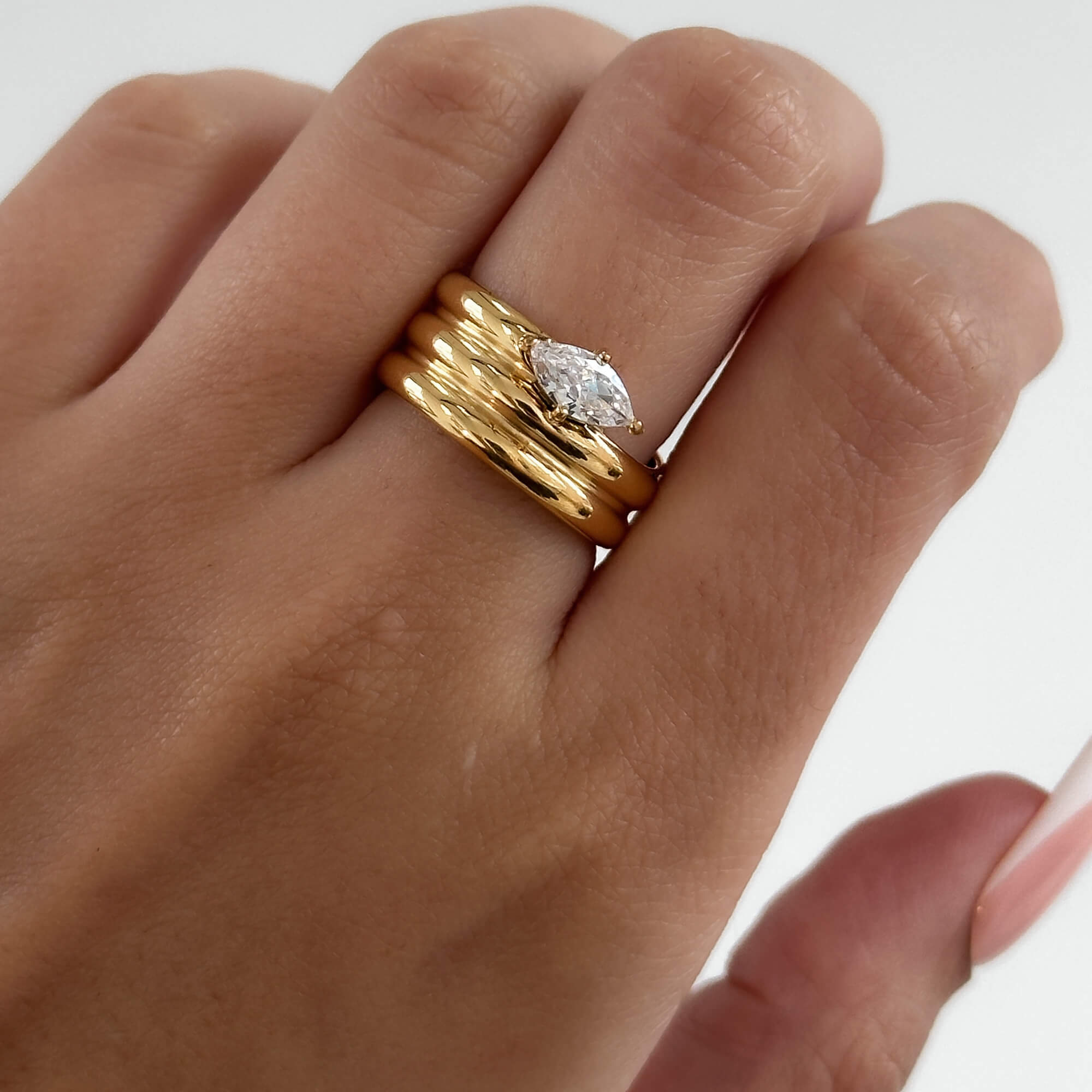 Emilia Ring