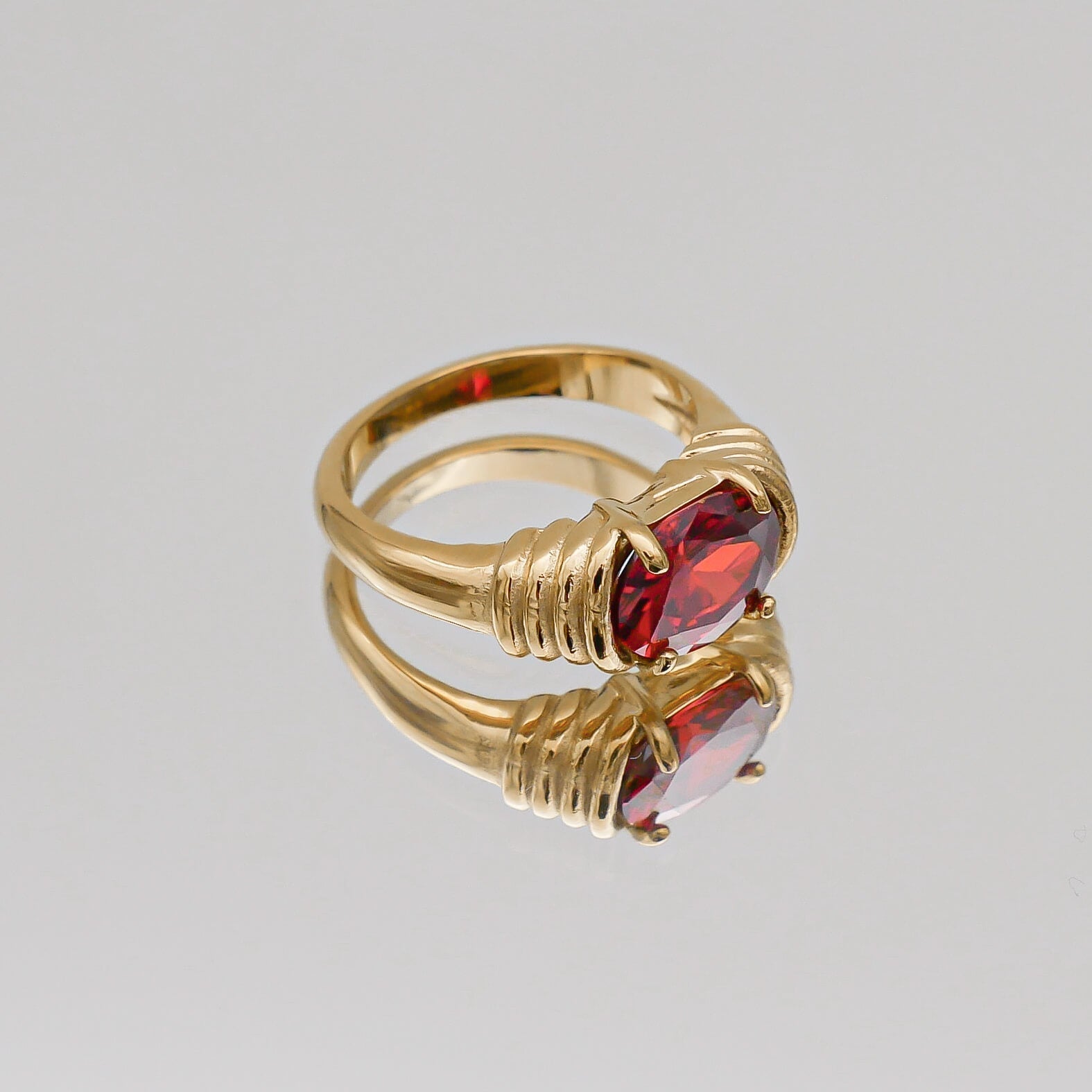 Anna Stone Ring