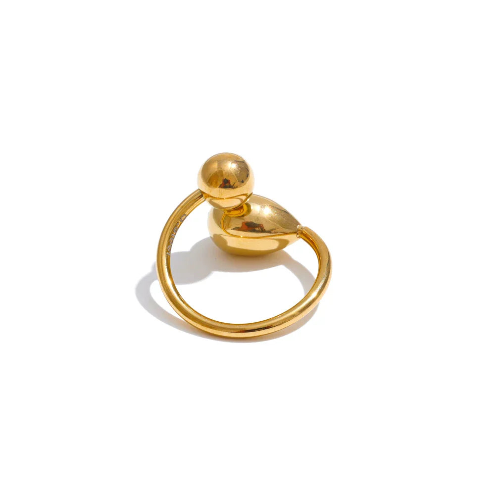 Monroe Water Drop Ring