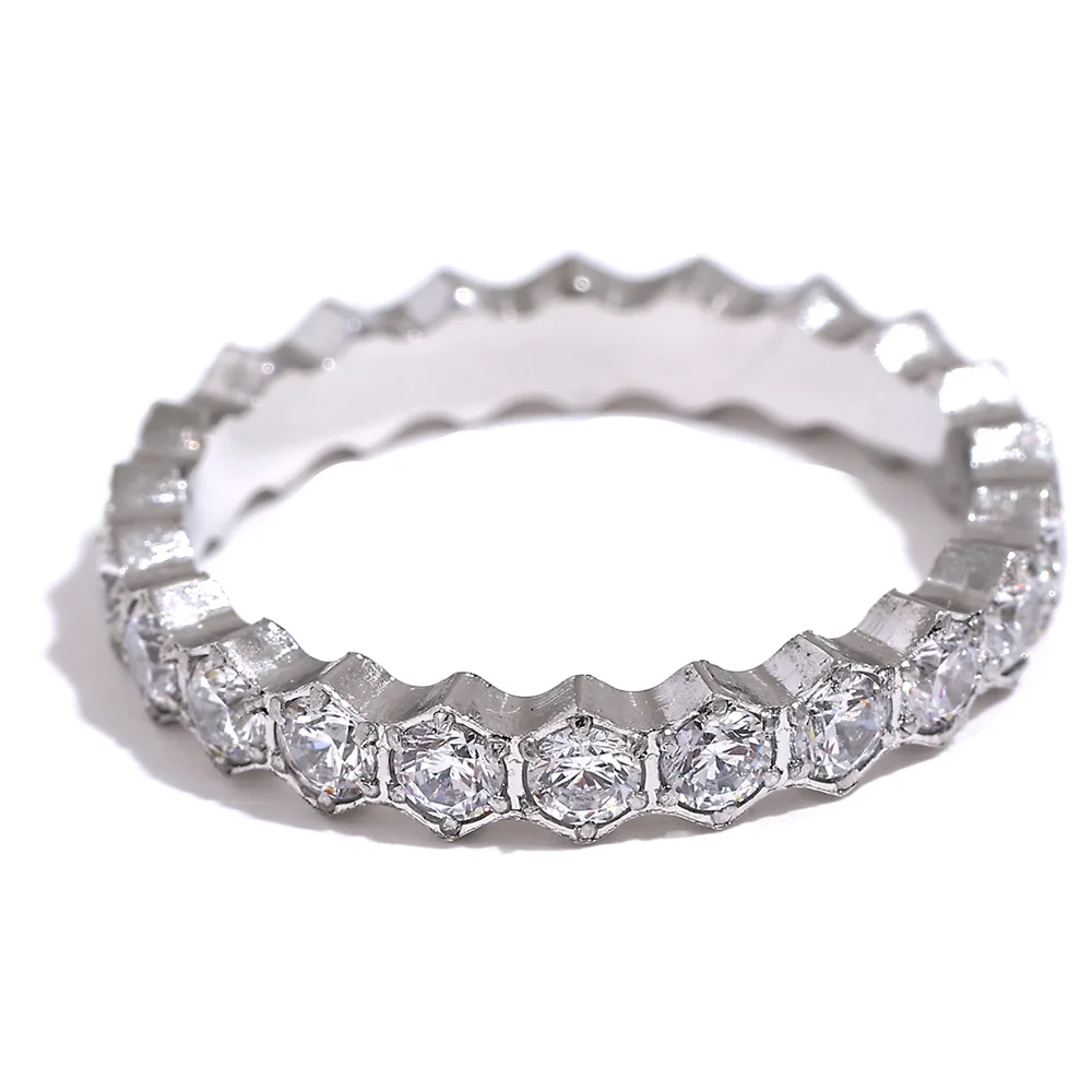 Lorna Classic Dainty Ring