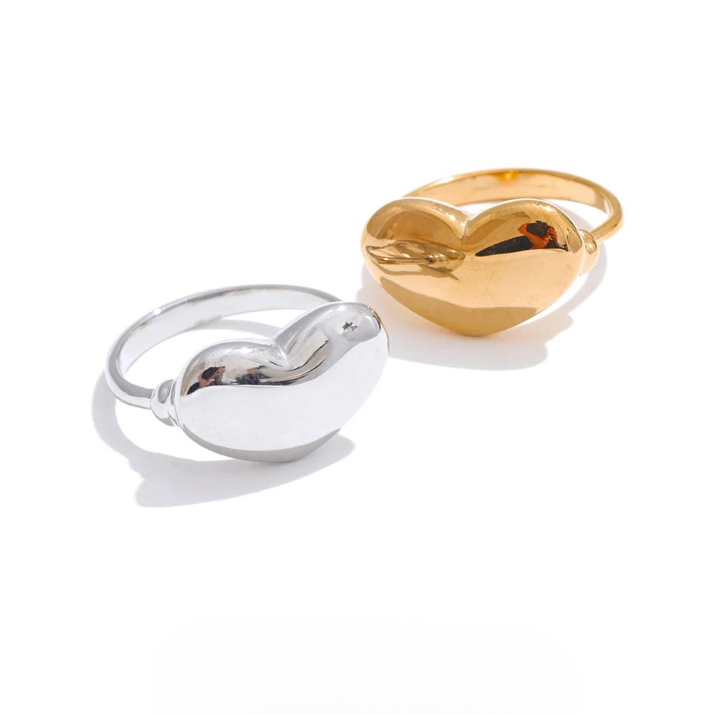 Elle Heart Ring