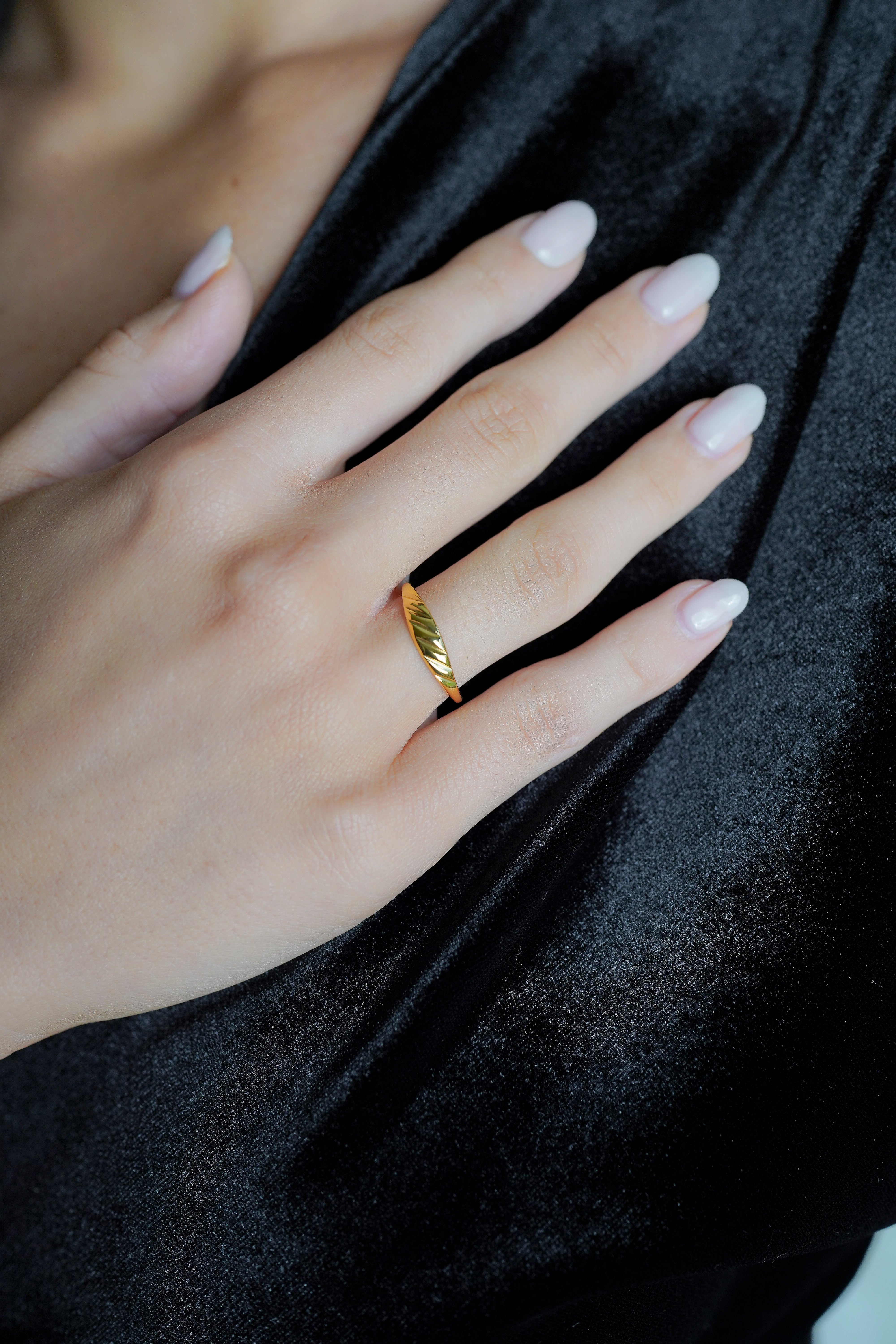 Elegant Gold-Plated Minimalist Ring