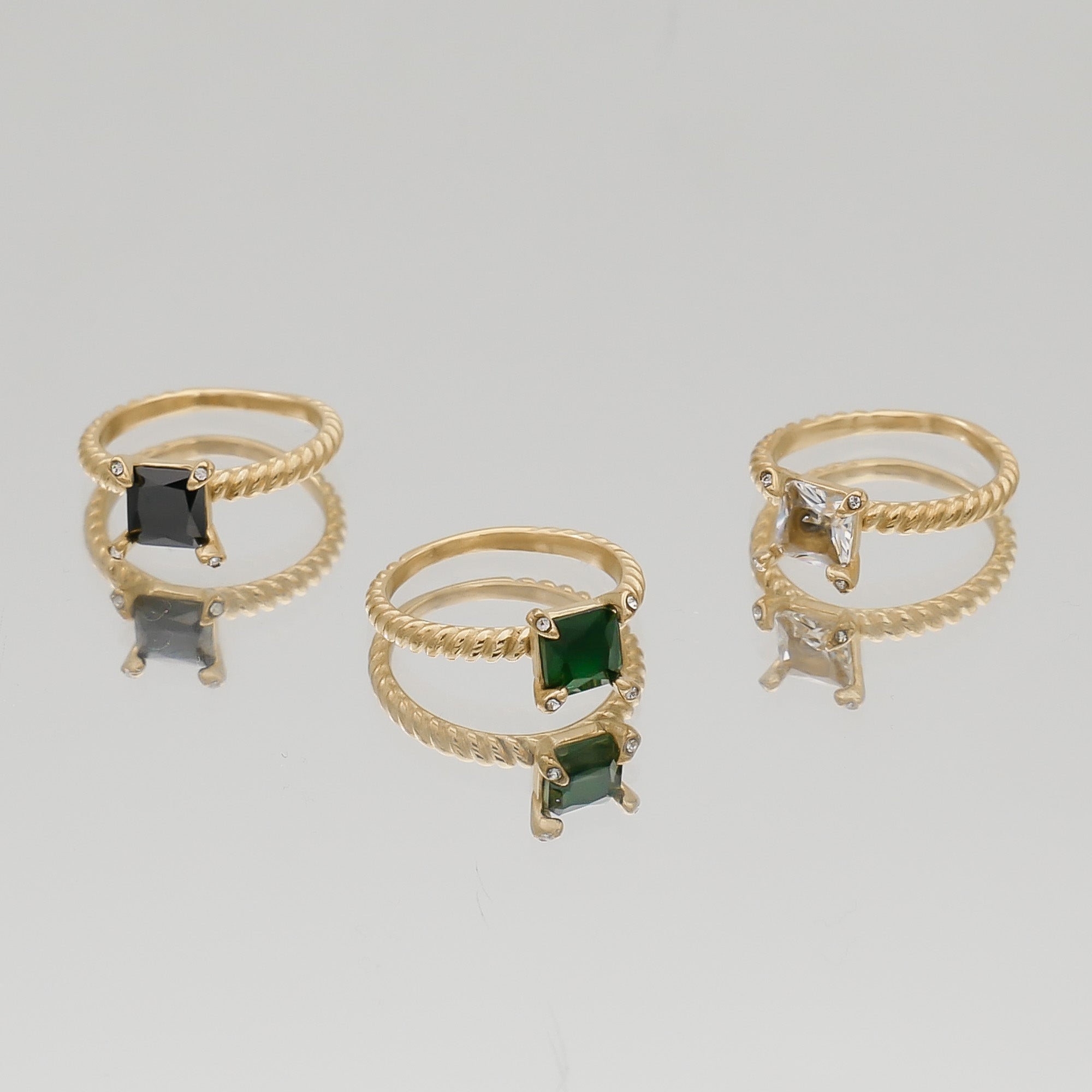 Mia Gemstone Ring