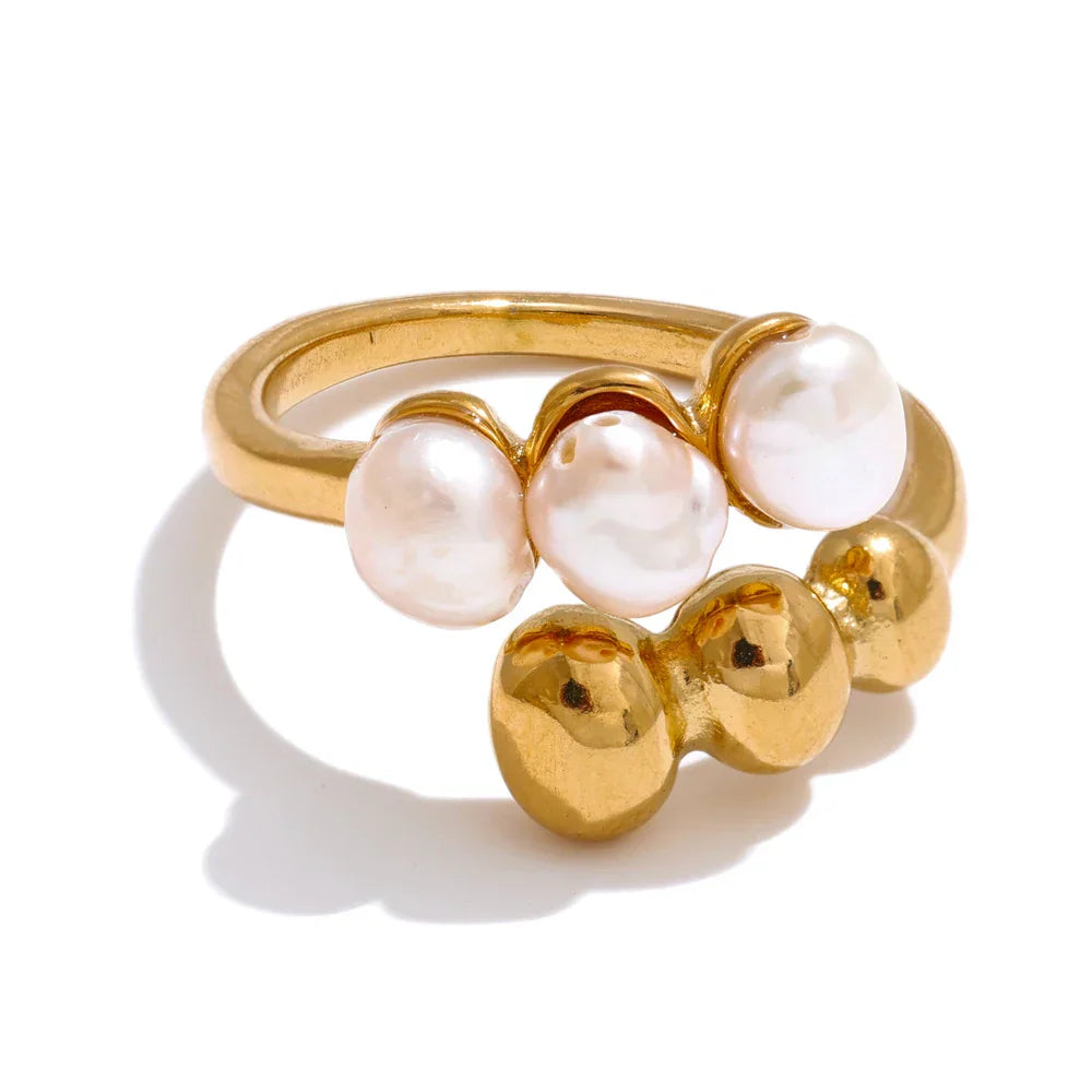 Elizabeth Pearl Ring