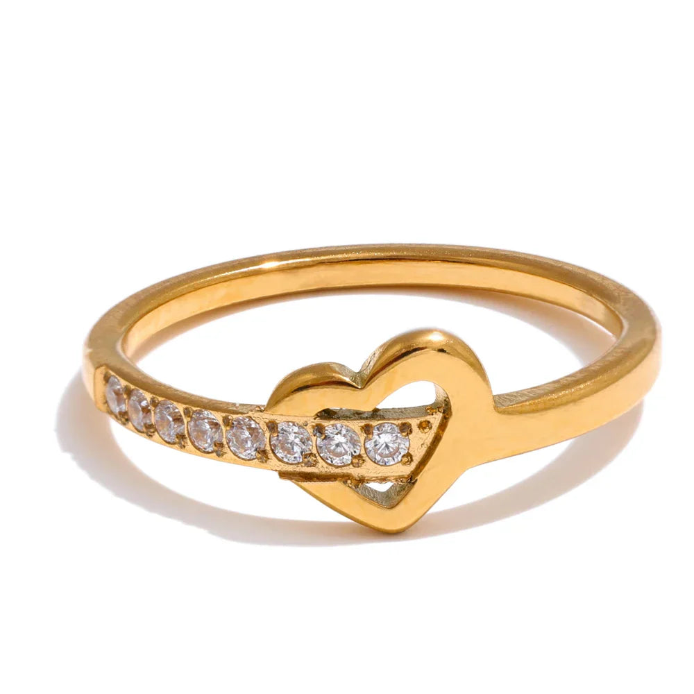 Edie Heart Ring