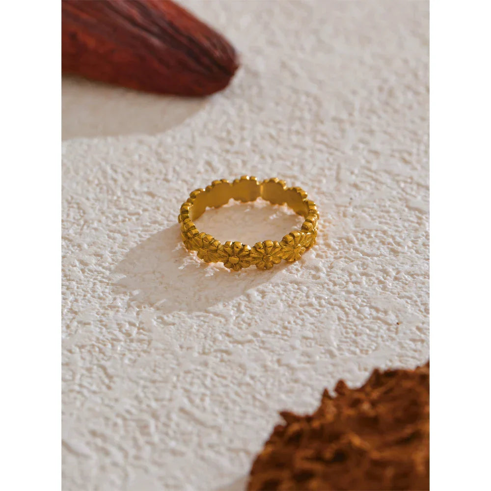 Emery Floral Ring