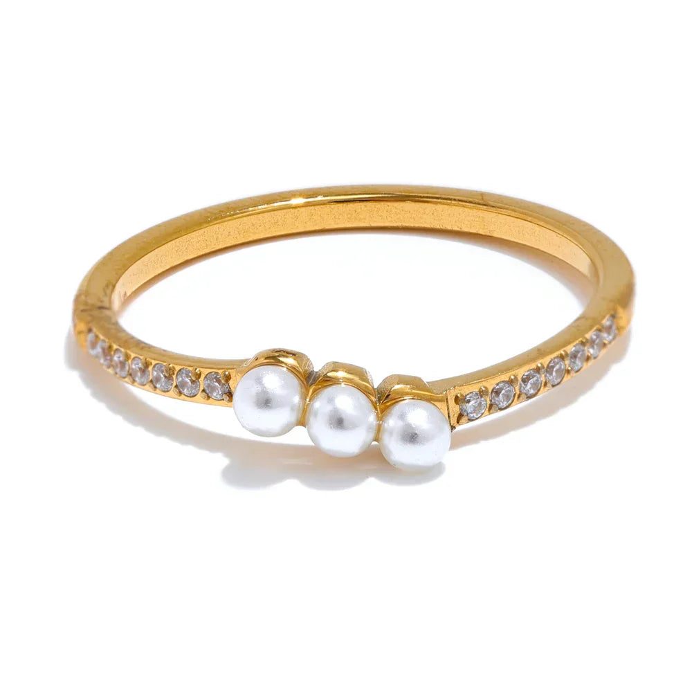 Gabriella Pearl Ring