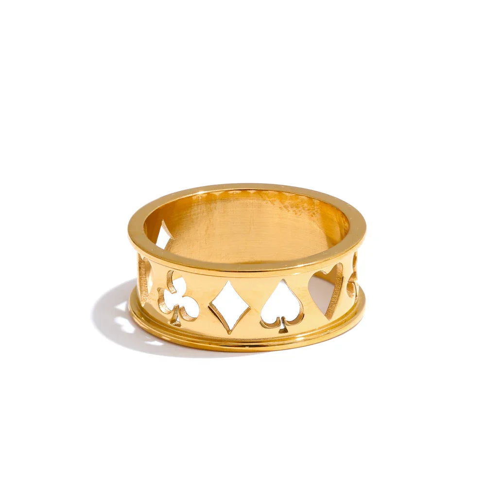 Wynn Hollow Poker Suits Card Gold Ring