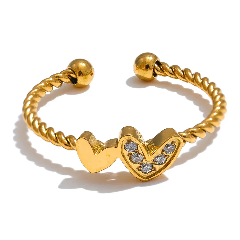 Adjustable Gold Ring with Stones – Versatile Elegance