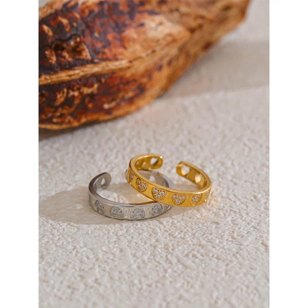 Margaux Cuff Heart Ring