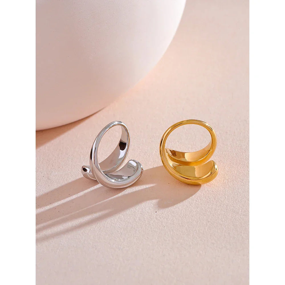 Elodie Bypass Ring