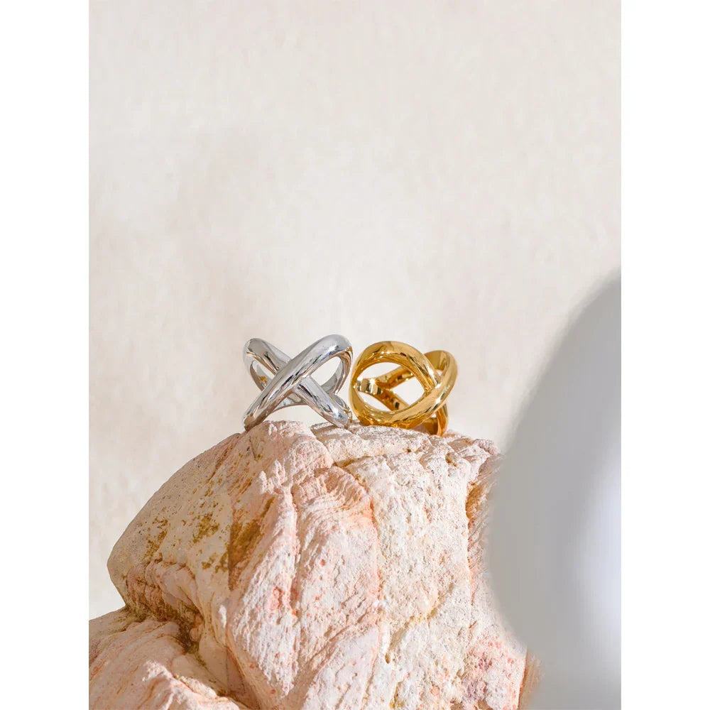 Avalon X-Shape Ring