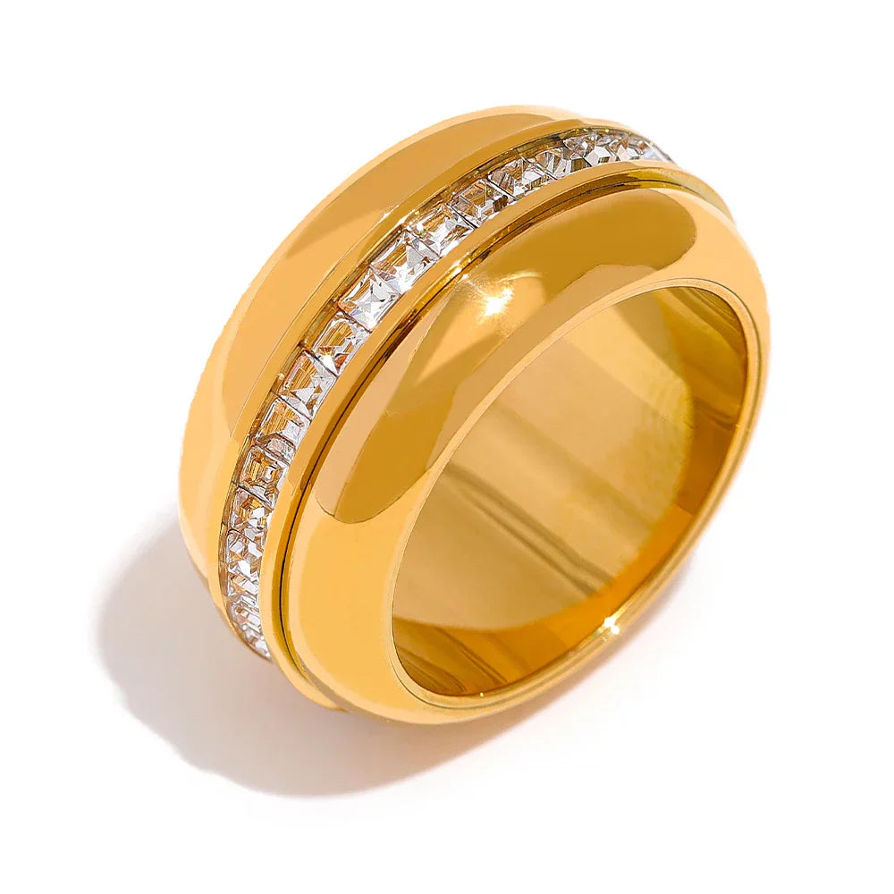 Lilliana Rotatable Gold Ring