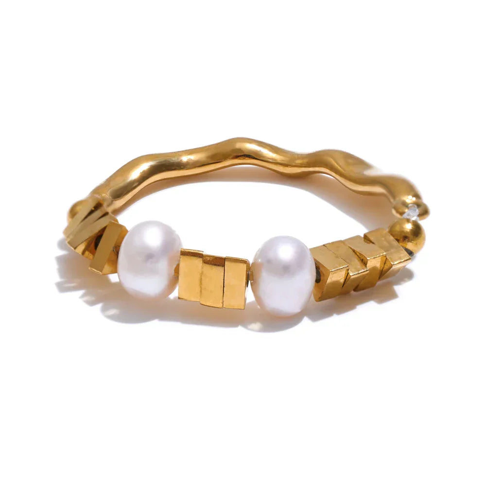 Kate Beaded Triangle & Pearl Ring