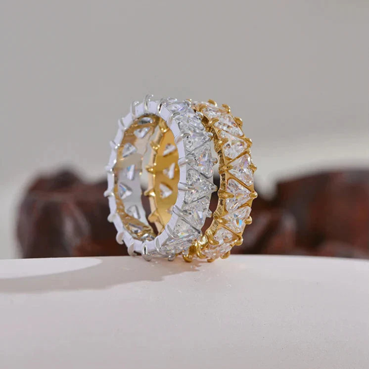 Linnea Sparkling Heart Zirconia Ring