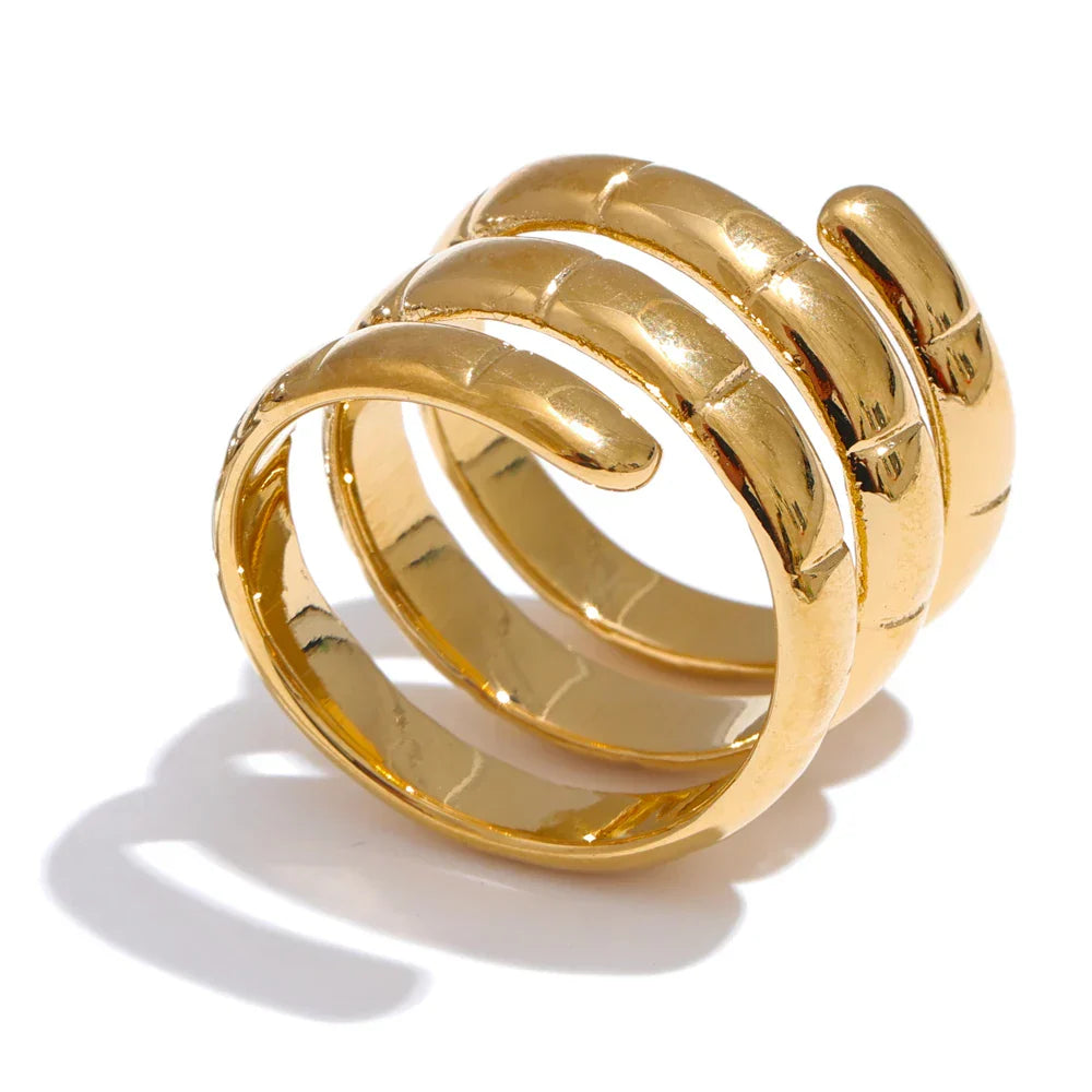Valentina Swirling Ring