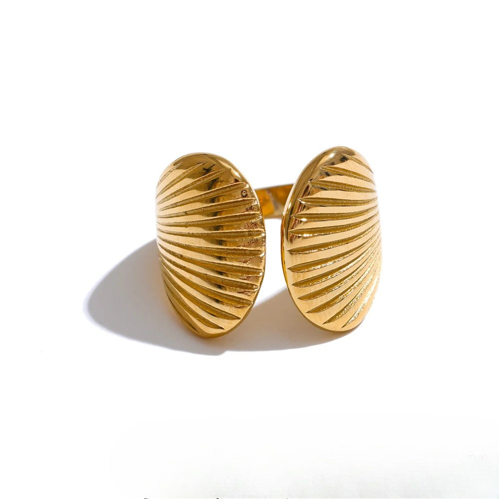 Gwen Shell Cuff Ring